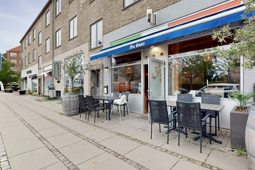 Extérieur - Commercial Unit with Rustic Charm in Søborg