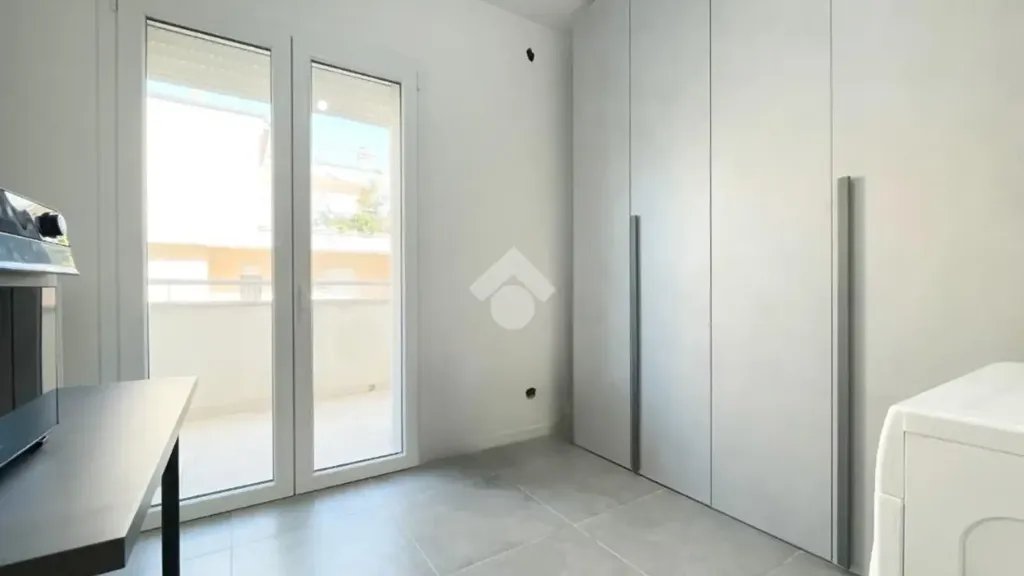 Pesuköök - Modern Apartment with Balcony in Central Vasto