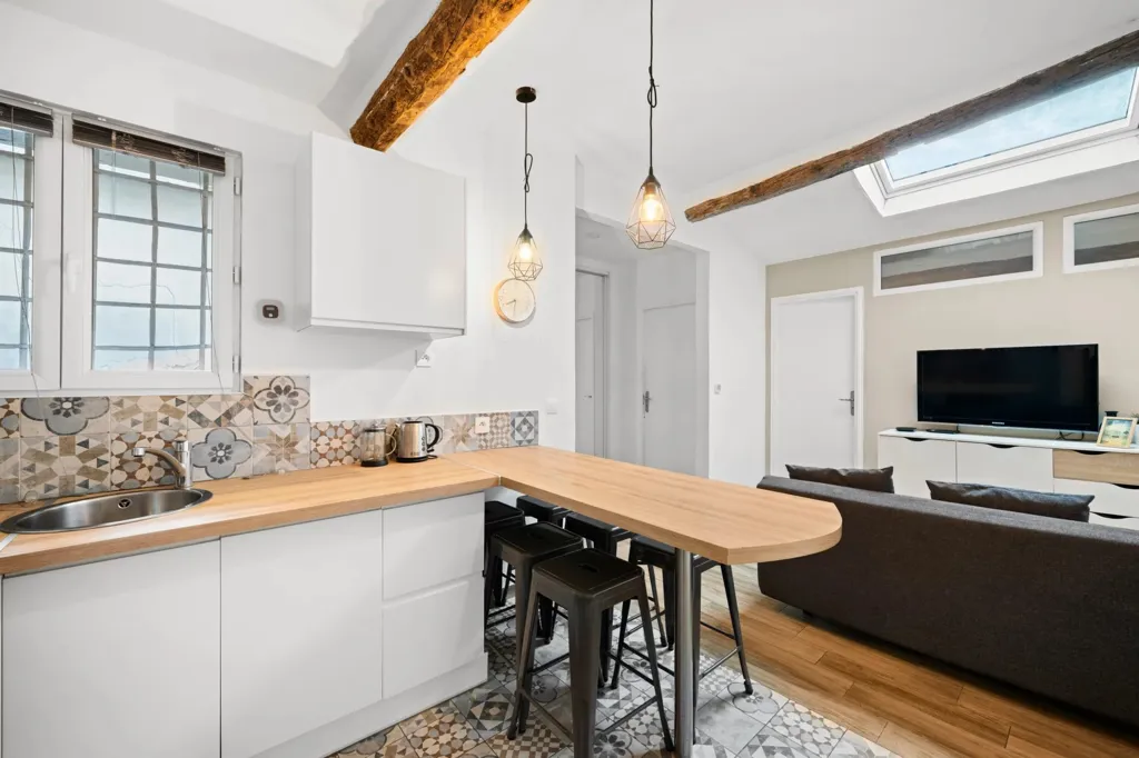 Kitchen - 3-Piece Apartment with City View in Vieux Nice