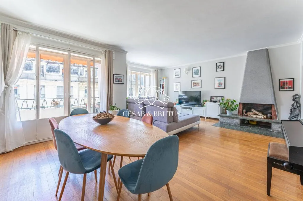 Elutuba - Luxury Flat with Balcony in Lyon's 7th Arrondissement