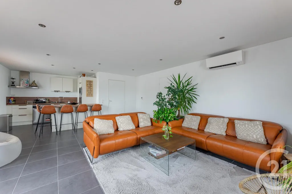 Séjour - Appartement T4 avec Toit Terrasse à Saint-Priest