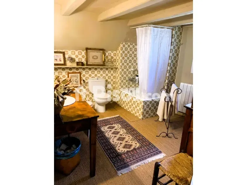 Vannitoad - Spacious House with Mountain Views in Sin