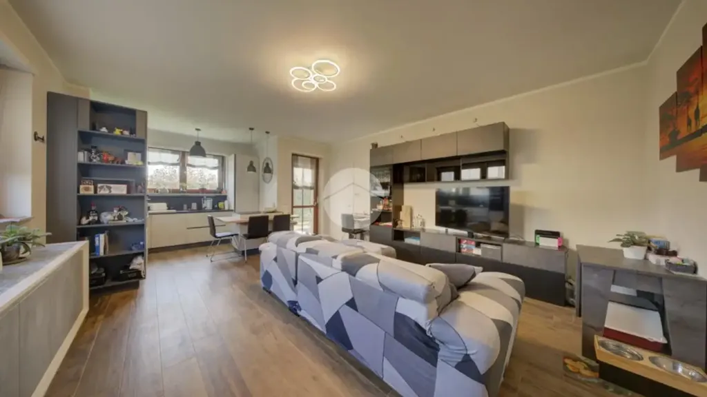 Séjour - Ground Floor Apartment with Private Garden in Pianezza
