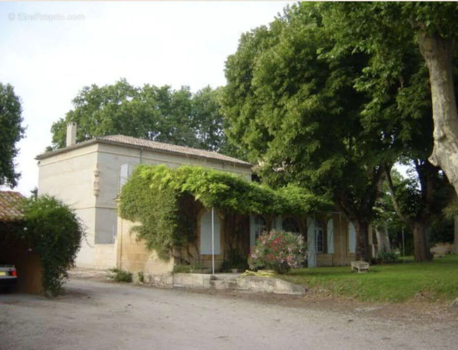 Extérieur - Domaine Mas de Bellombre avec Piscine en Provence