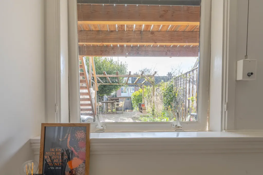 Pièces - Characterful Apartment with Garden in Vreewijk