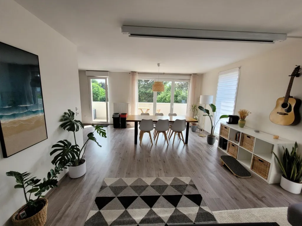 Elutuba - Flat with Balcony in Loos