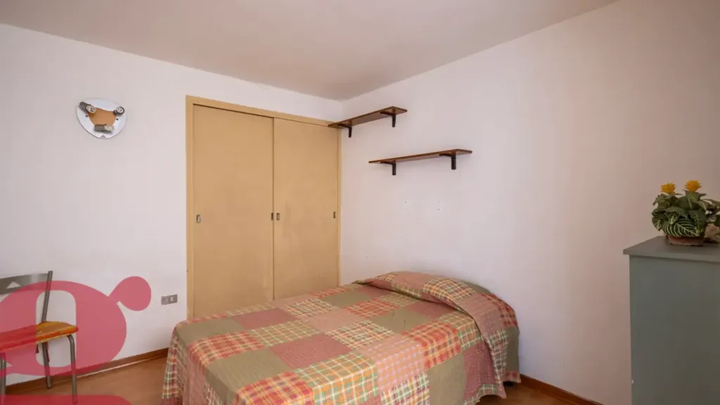 Chambres - Historic Two-Bedroom Apartment in Todi