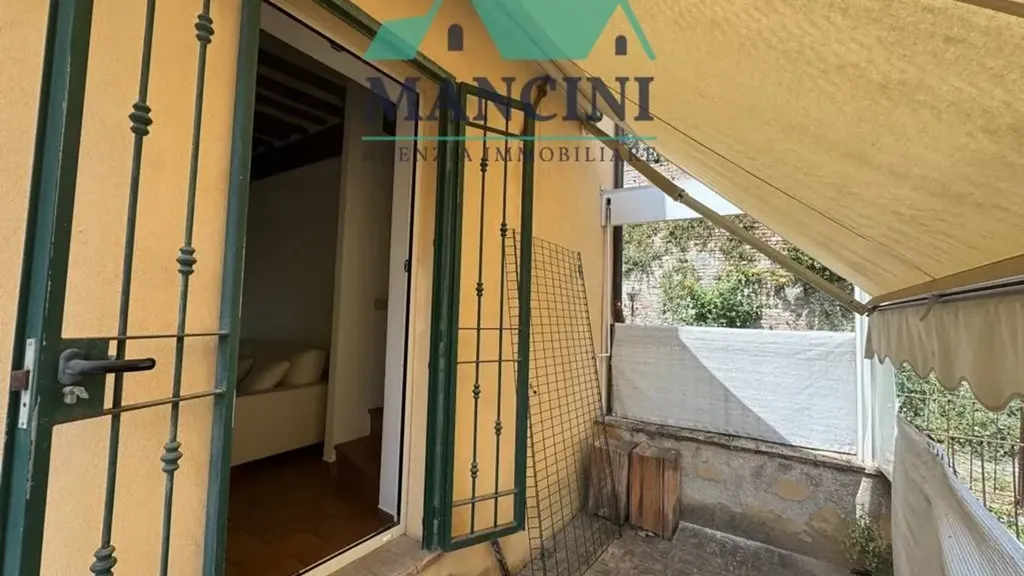 Terrass - Rustic House with Private Garden in Jesi