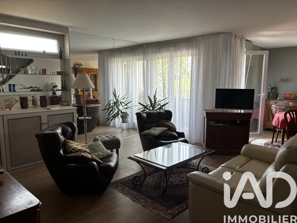 Soggiorno - Duplex with Terraces in Argenteuil