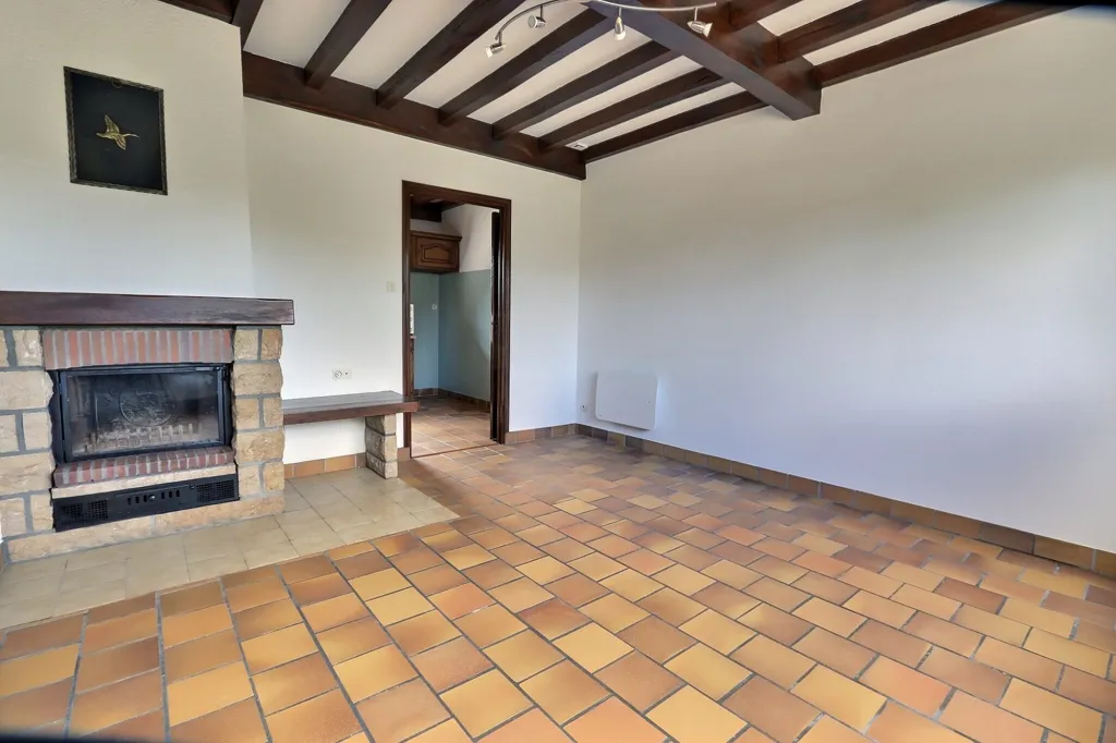 Elutuba - Renovated House with Terrace in Le Cendre