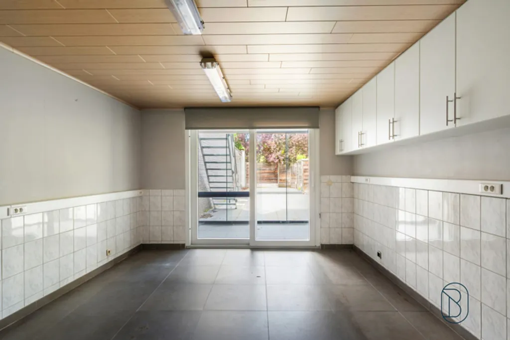 Entrée - Maison de 201 m² avec Chauffage Électrique à Deinze