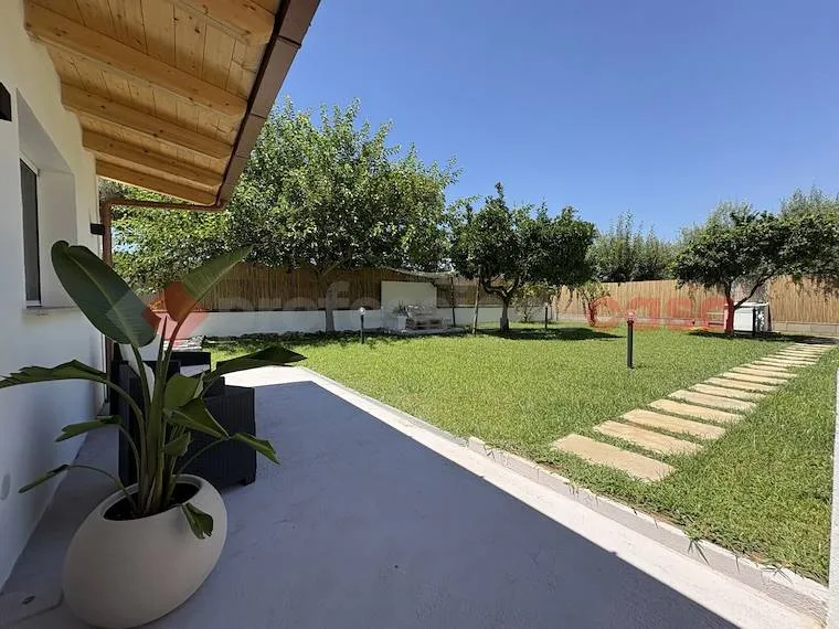 Garden - Rustic Villa with Private Garden in Terracina