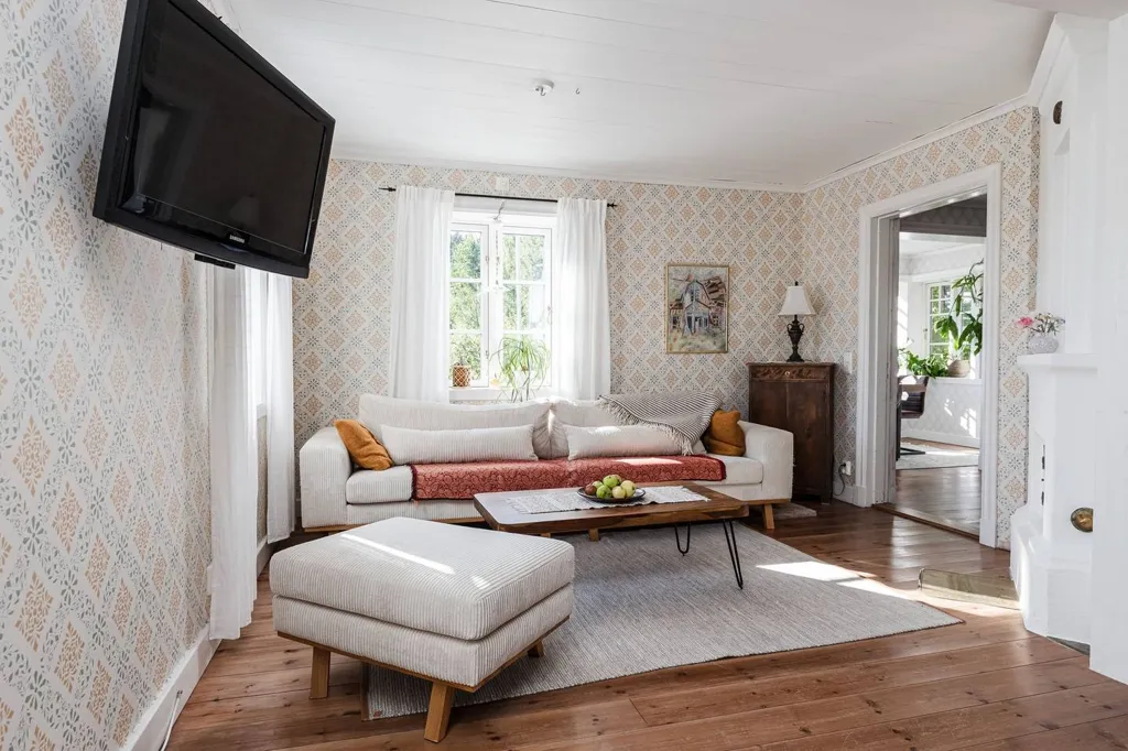 Elutuba - Charming Farmhouse with Stables in Västra Sund