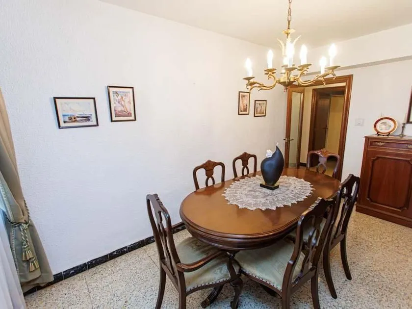 Salle à manger - Apartment with Terraces in Miraflores, Zaragoza