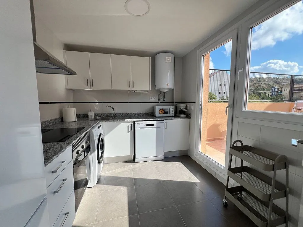 Cuisine - Terraced House with Terrace in Petrés