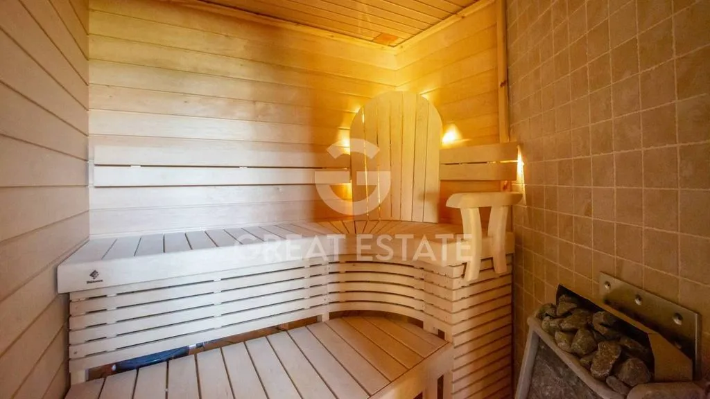 Pièces - Restored 19th-Century Farmhouse with Pool in Narni
