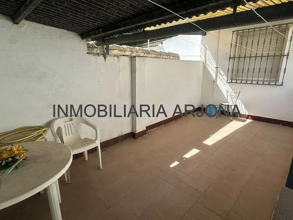Terrace - Chalet with Terrace in Monturque