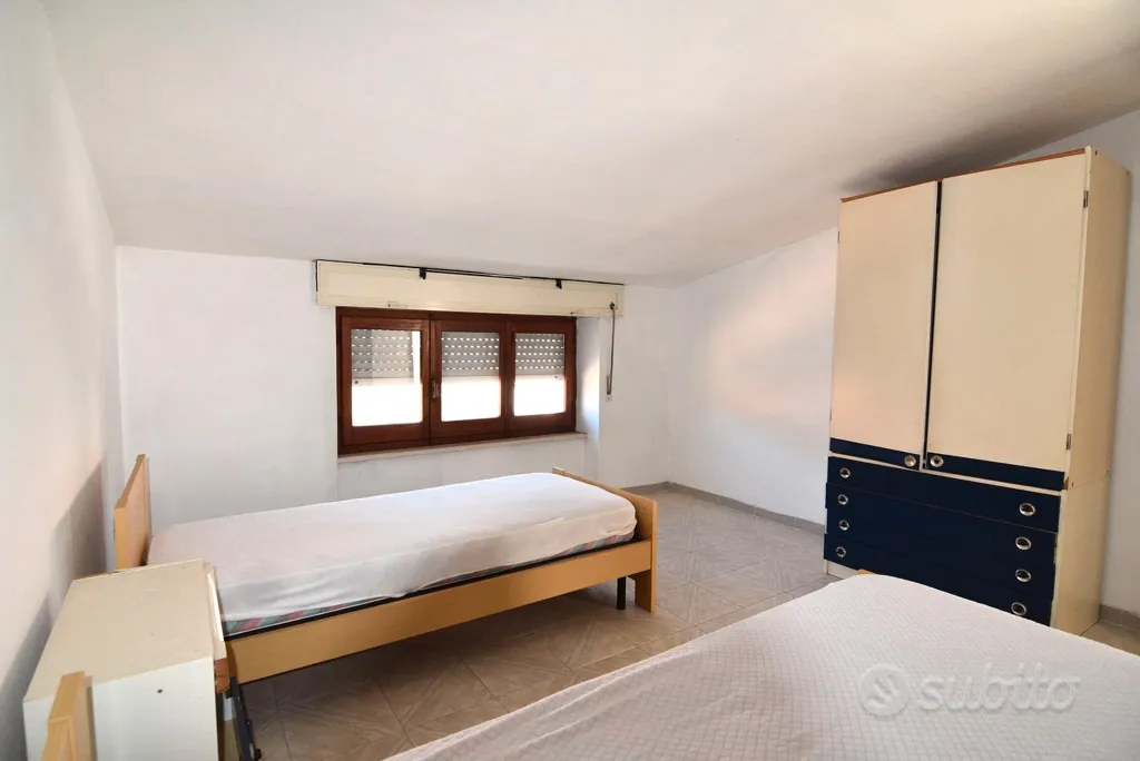 Spacious Apartment with Triple Exposure in Macomer