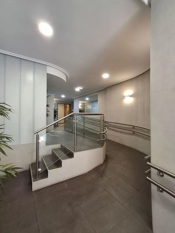 hallway_entrance