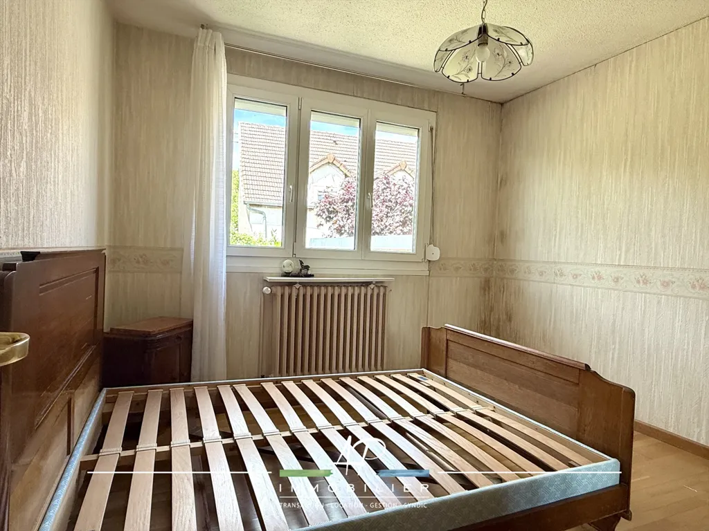 Bedrooms - Pavilion with Garden in Spoy
