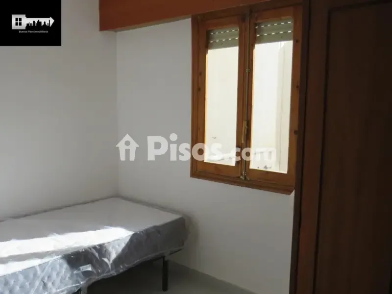 Chambres - Furnished Flat with Balcony in Benalúa