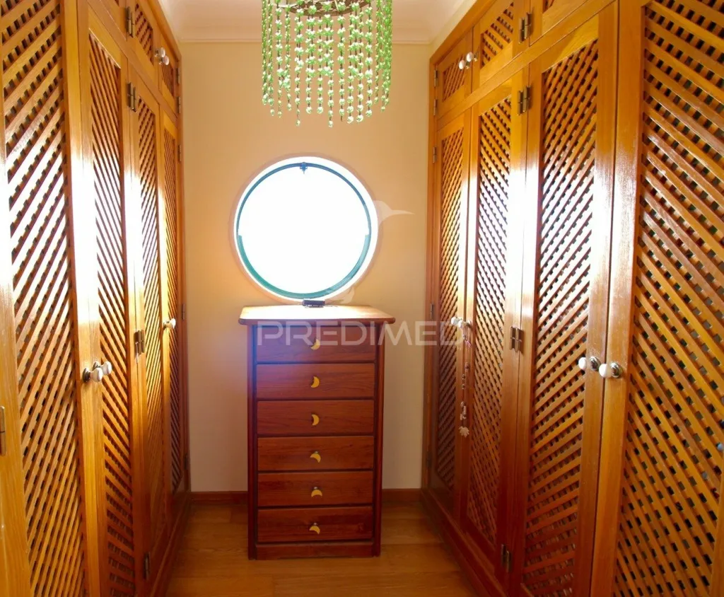 Pièces - House with Pool in Proximity to Faro