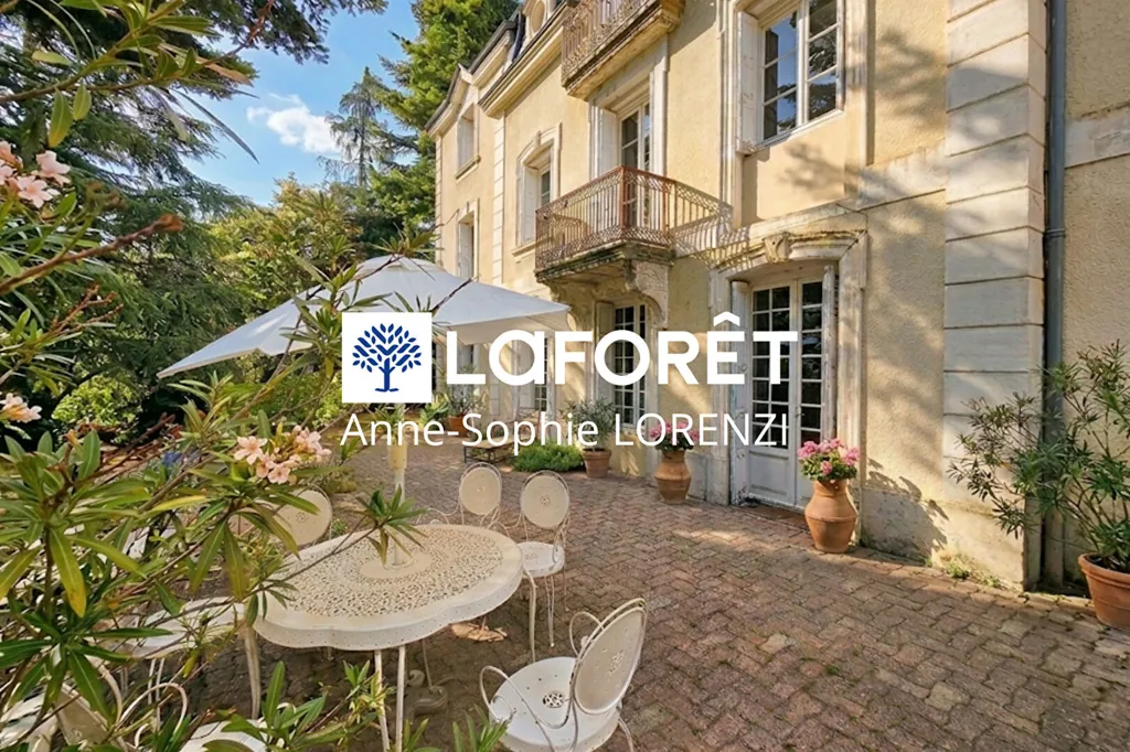 Välivaade - Charming House with Piscine in Saint-Just-Saint-Rambert
