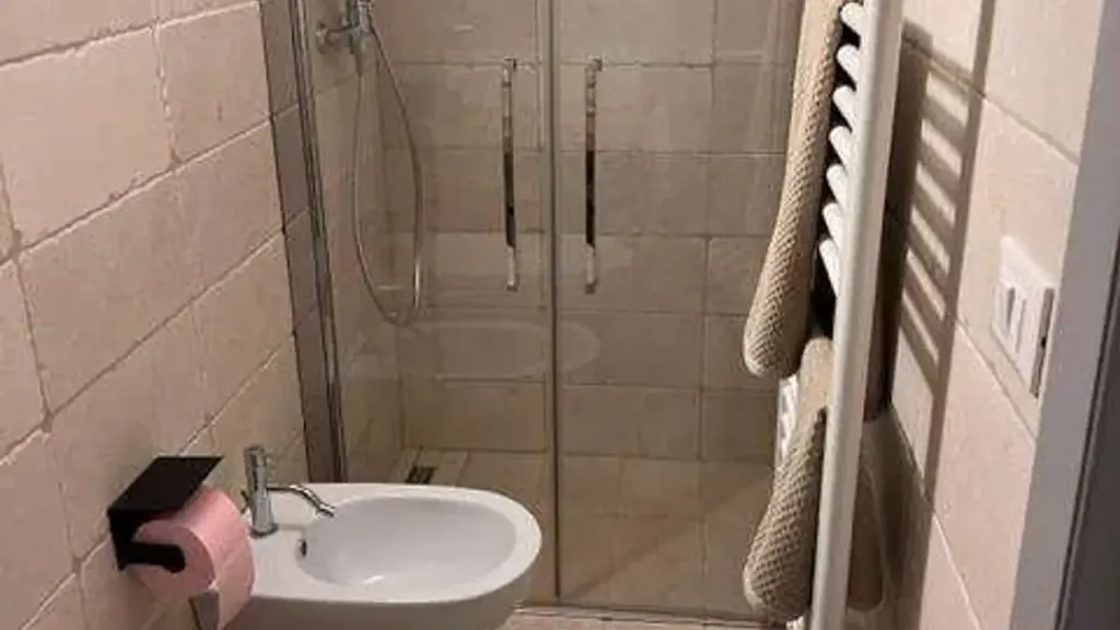 Salles de bain - Restored Apartment with Balcony and Terrace in Carovigno