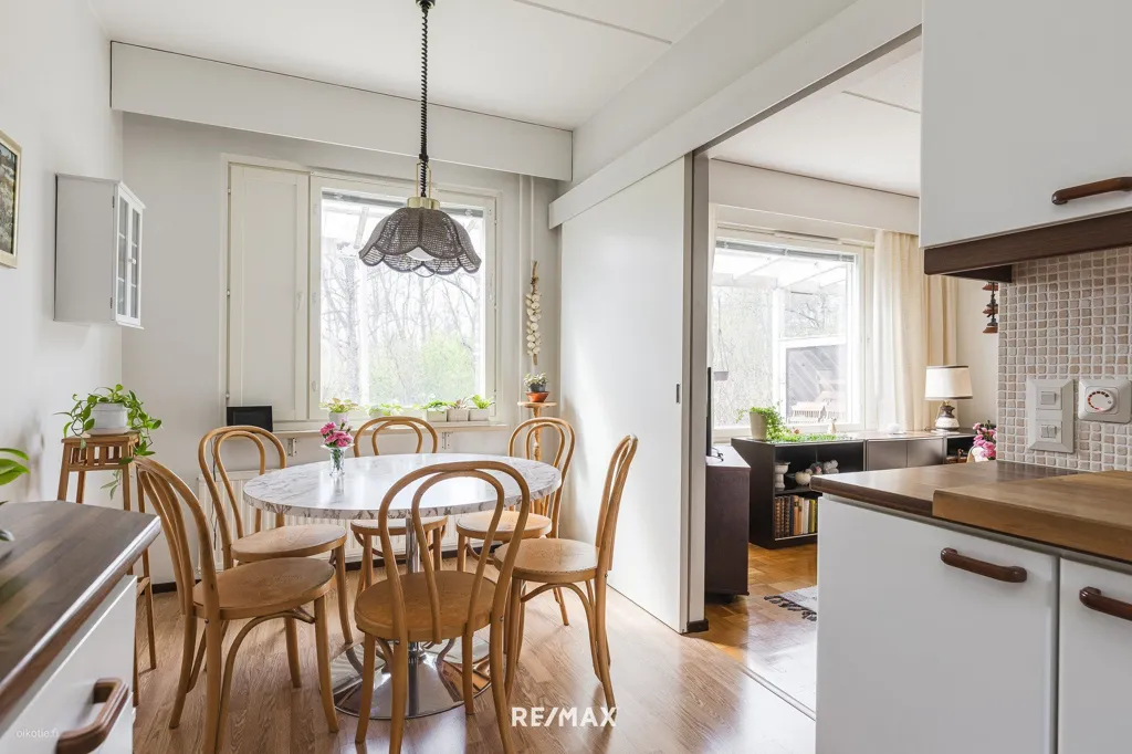 Salle à manger - Spacious Terraced Apartment in Lahti