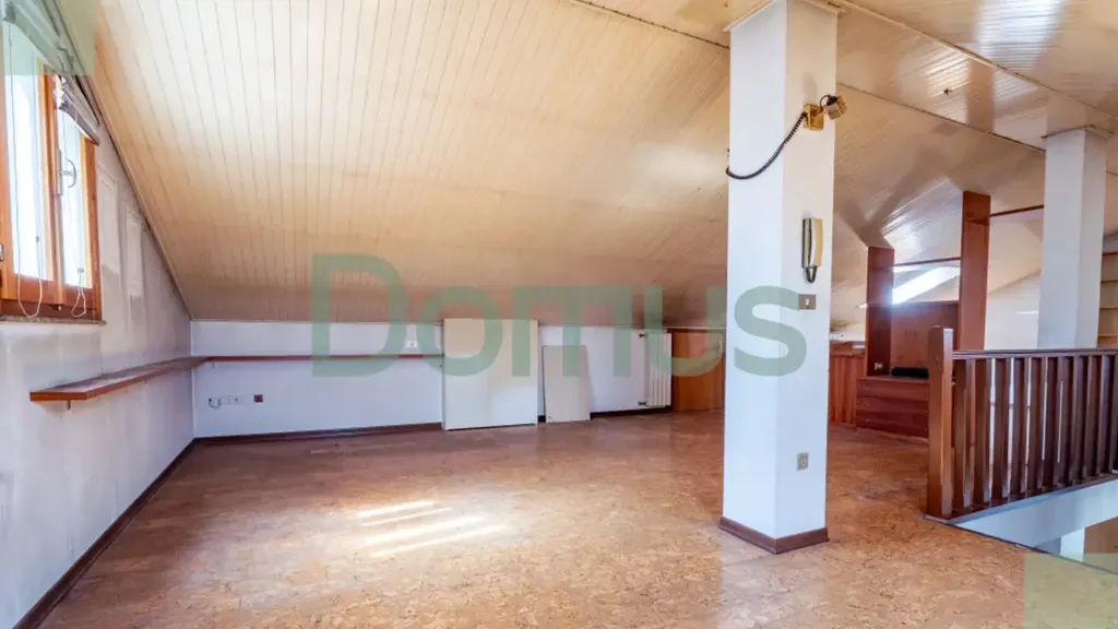 Rooms - Spacious Apartment with Balcony in Cesena