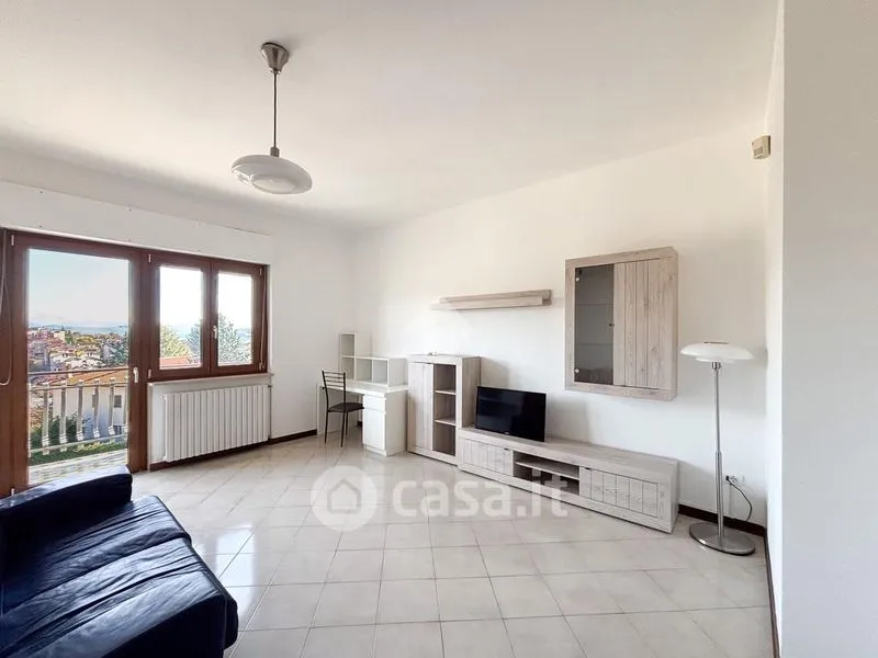 Living Room - Apartment with Balcony in Strinella Alta, L'Aquila