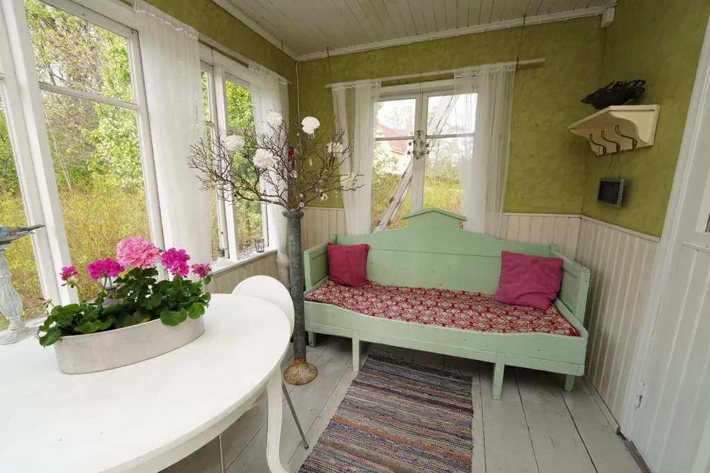 Terrass - Historic Cottage with River View in Porvoo