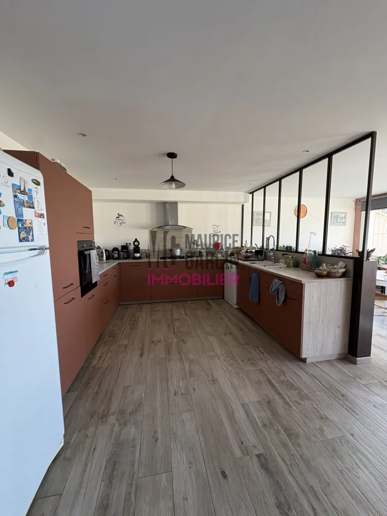 Köök - Spacious House with Pool near Beaumes-De-Venise