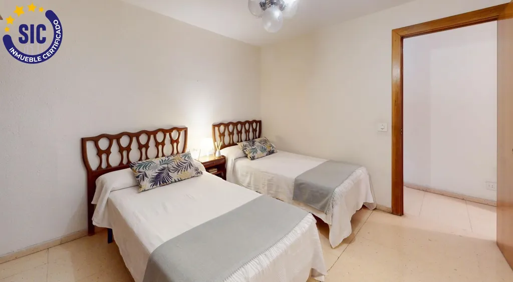 Chambres - Spacious Apartment with River View in Mont-Olivet