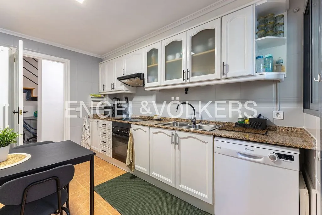 Cuisine - Duplex with Balcony in Sant Isidre