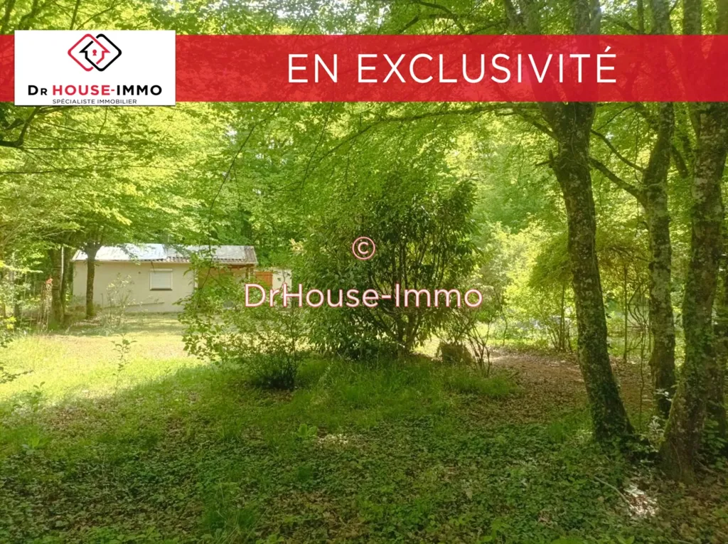 Jardin - Terrain Constructible avec Maisonnette à Saint-Germain-des-Prés