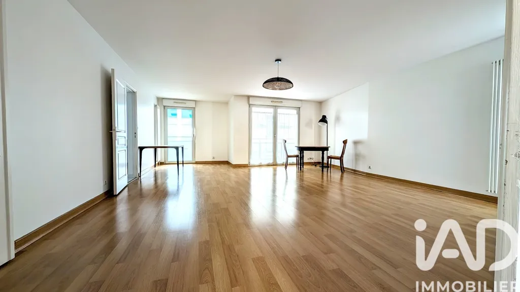 Soggiorno - Spacious Apartment with Terrace in Le Mans