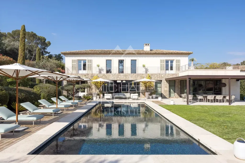 Bassein - Bastide-Style Villa with Pool in Mougins