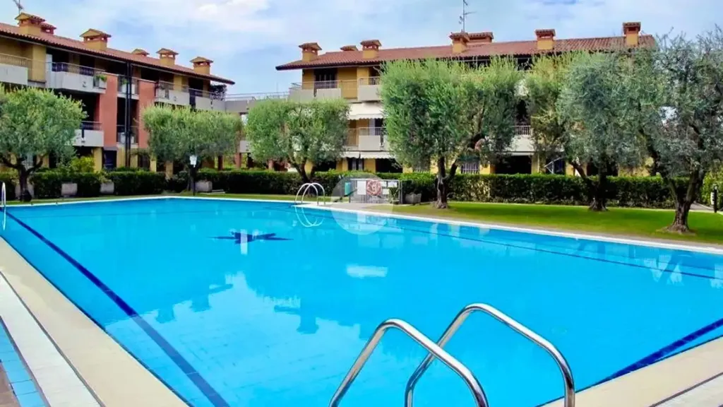 Bassein - Rustic Apartment with Private Garden in Sirmione