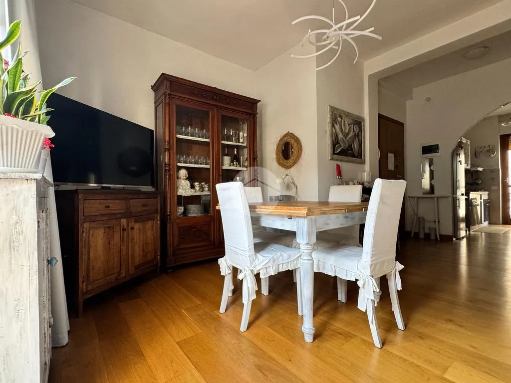 Salle à manger - Rustic-Style Apartment with Balcony in Florence