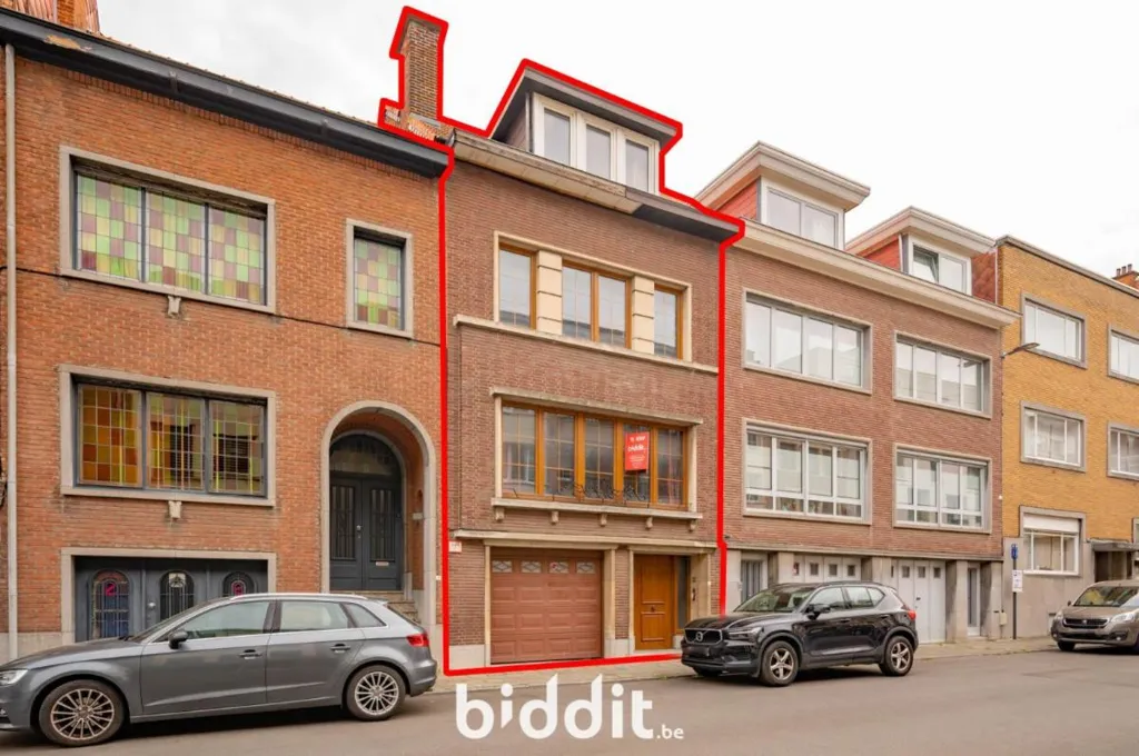 Exterior - Spacious House with Garden in Louvain