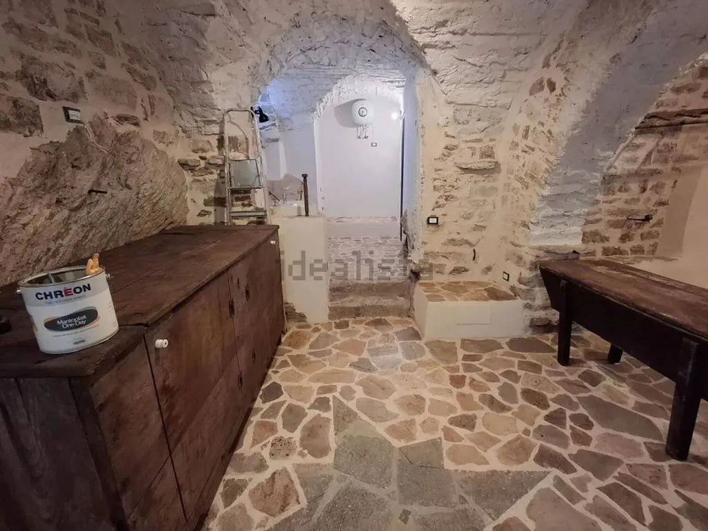 Toad - Restored Apartment in Historic Centre, Cipressa