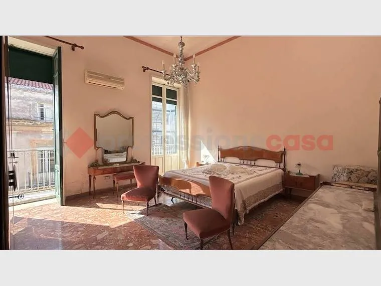 Chambres - Five-bedroom Apartment in Syracuse