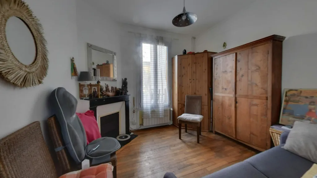 Elutuba - Charming Maison with Garden in Noisy-le-Sec