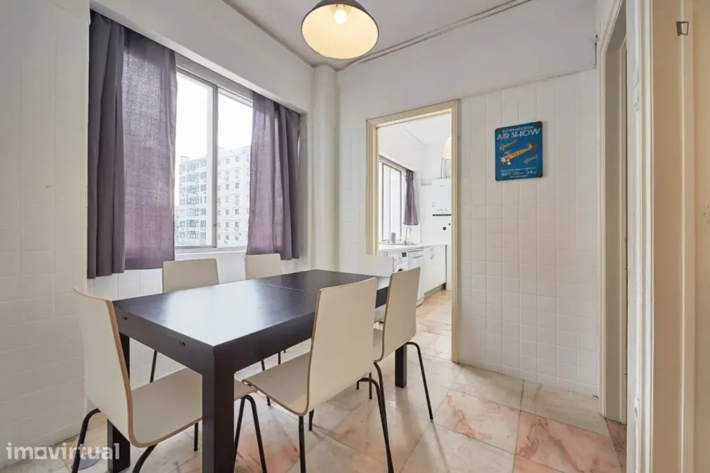 Dining Room - Student Room in Marquês de Pombal, Lisbon
