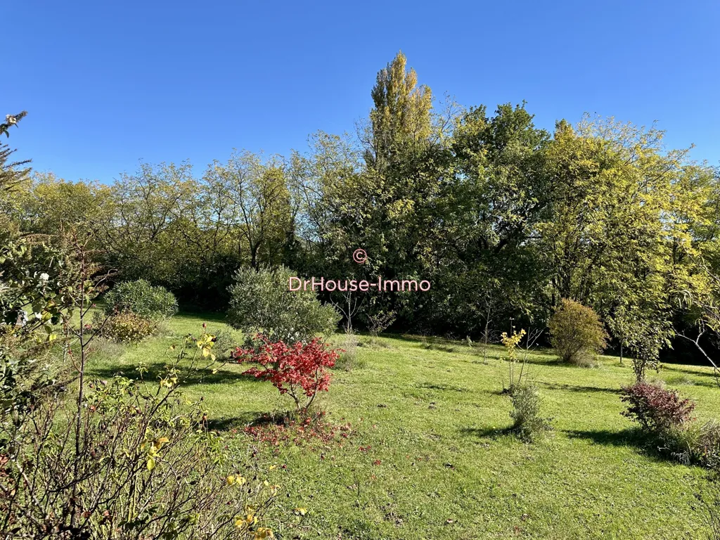 Aed - House with Pool in Cliousclat