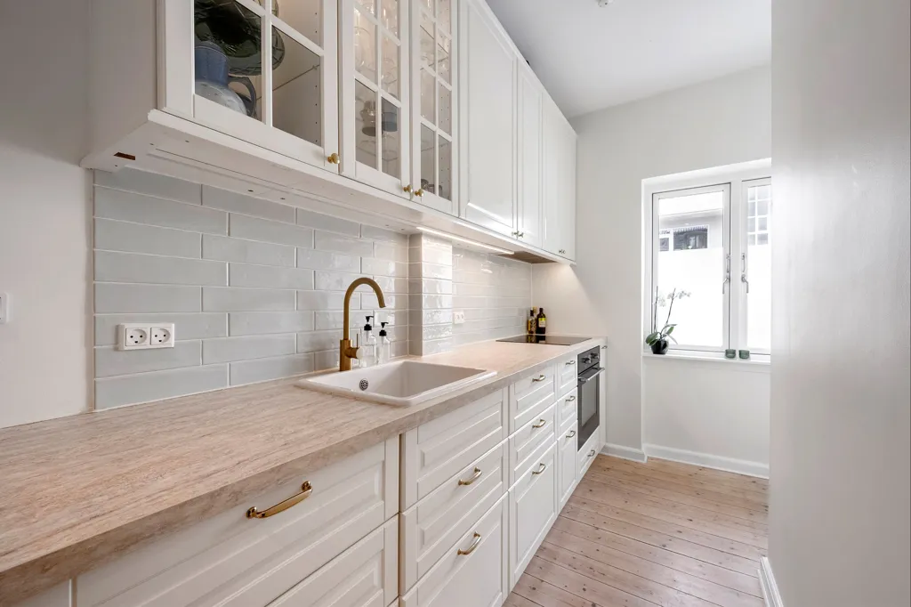 Cuisine - Charming 3-Bedroom Flat with Balcony in Ordrup