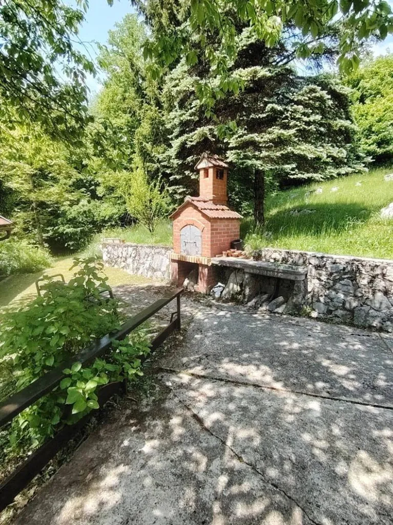 Aed - Self-Contained Villa with Garden in Vrbovsko