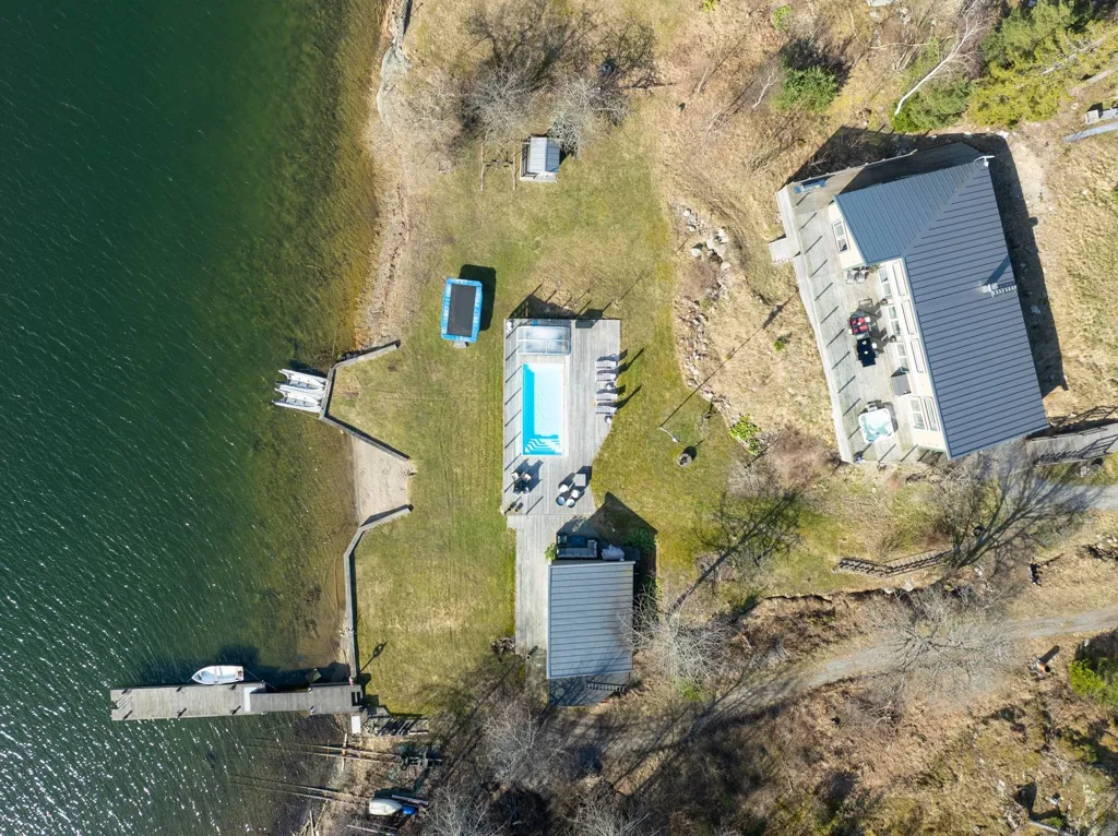 Õhuvaade - Scenic Villa with Pool in Southern Archipelago