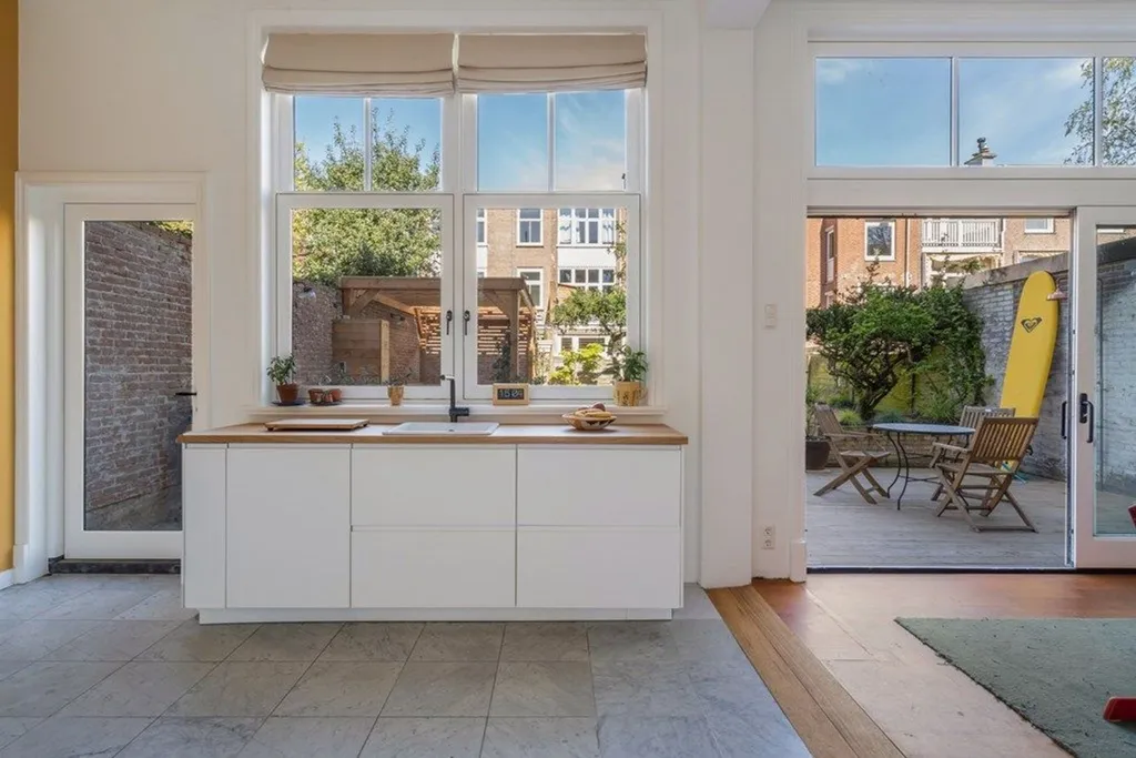 Cuisine - Mansion with Garden in The Hague's Statenkwartier